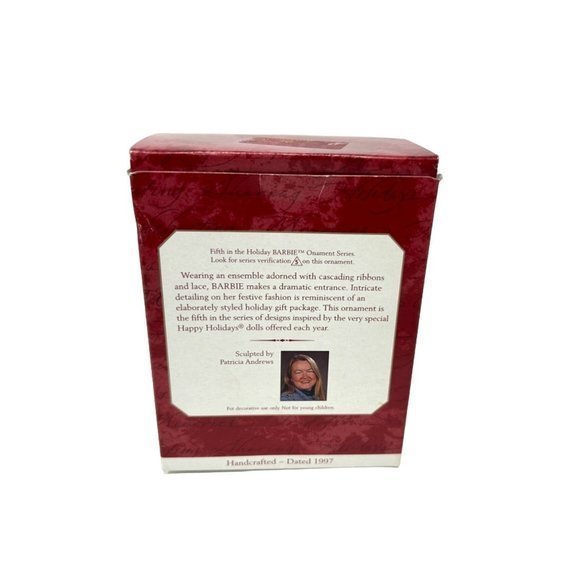 Vintage Hallmark Ornament - Holiday Barbie - Picture 4 of 6